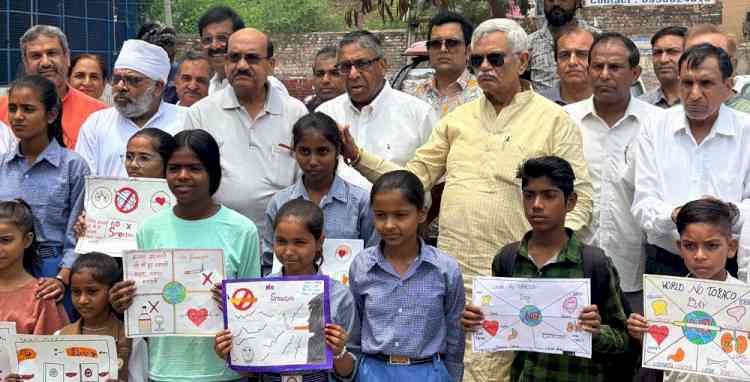 धूम्रपान निषेध दिवस पर जागरूकता कार्यक्रम आयोजित