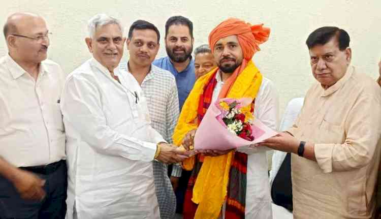 हरियाणा कला परिषद, रोहतक जोन के अतिरिक्त निदेशक गगन हरियाणवी ने पदभार संभाला