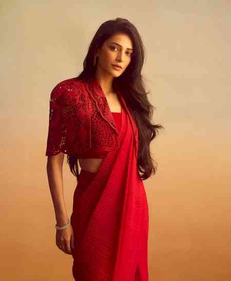 Shruti Haasan recalls watching Kamal Haasan & filmmaker Singeetham create 'masterpieces'