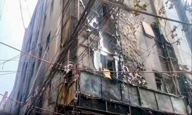 20 killed in multi-storey building fire in Delhi's Malviya Nagar