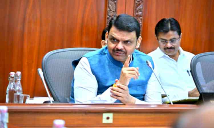 Accelerate infrastructure projects for prosperous Maha: CM Fadnavis