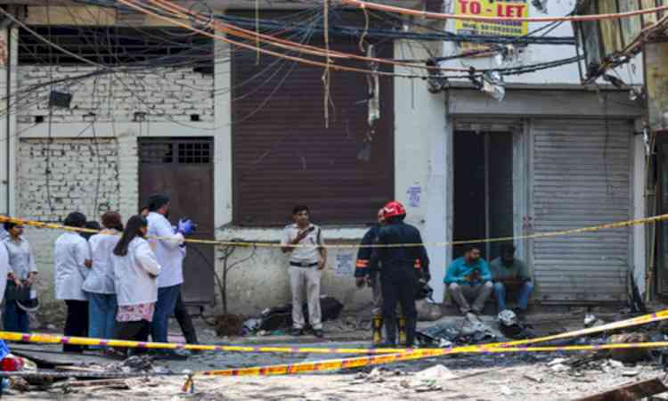 Delhi BJP slams AAP for tarnishing image of brave firemen, cops