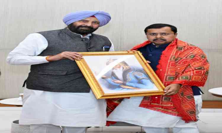 Will take along every section, Punjab BJP chief Dhillon assures Nitin Nabin