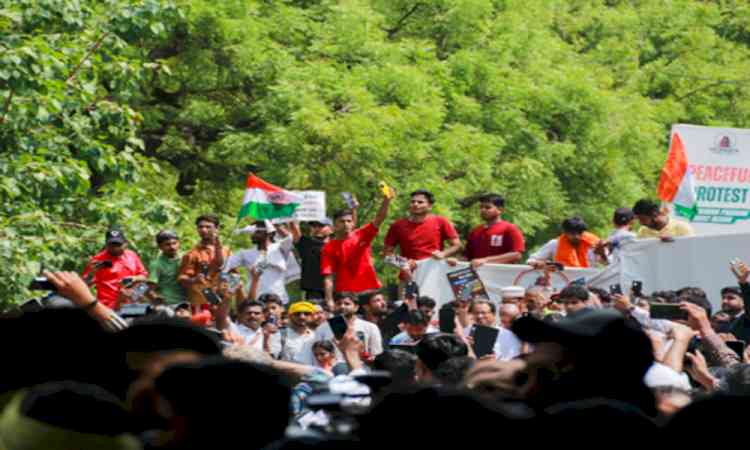 Delhi Police deny reports of FIR against Jantar Mantar protesters