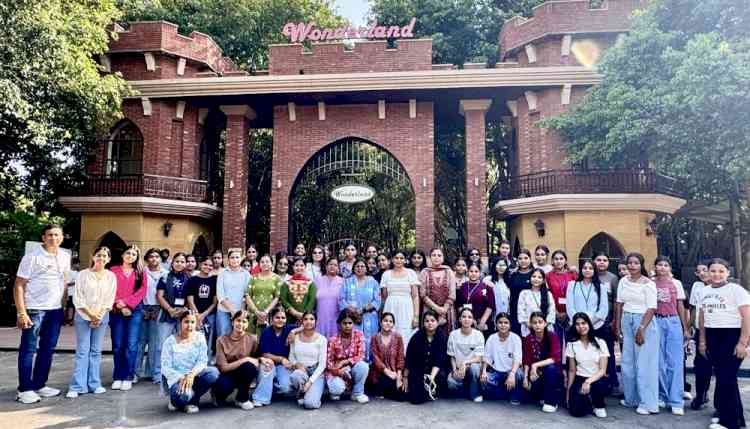 KMV Collegiate Sr. Sec. School blends Science and Adventure in Memorable Wonderland Excursion