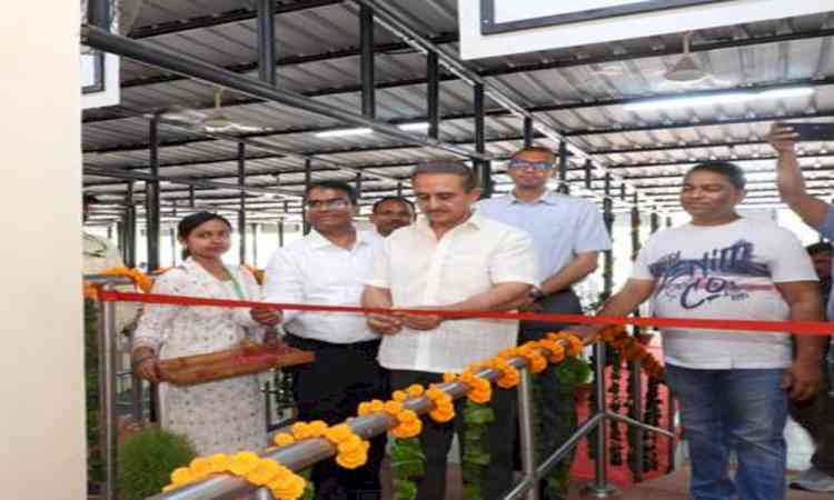 Environment MoS Kirti Vardhan Singh launches app at Delhi zoo