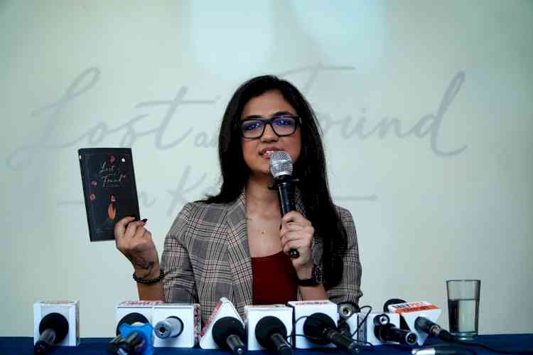 Teen Nikasha Luthra Pens Novel ‘Lost and Found in Kashmir’
