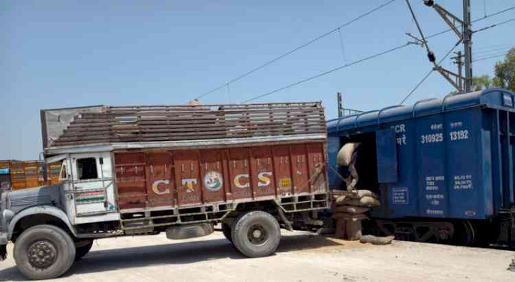 Ferozepur Division emerges as key link in Kashmir's food supply chain, records 50% surge in grain loading