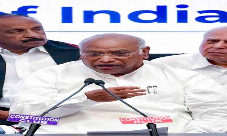 Congress to lose its last Rajya Sabha foothold in Gujarat