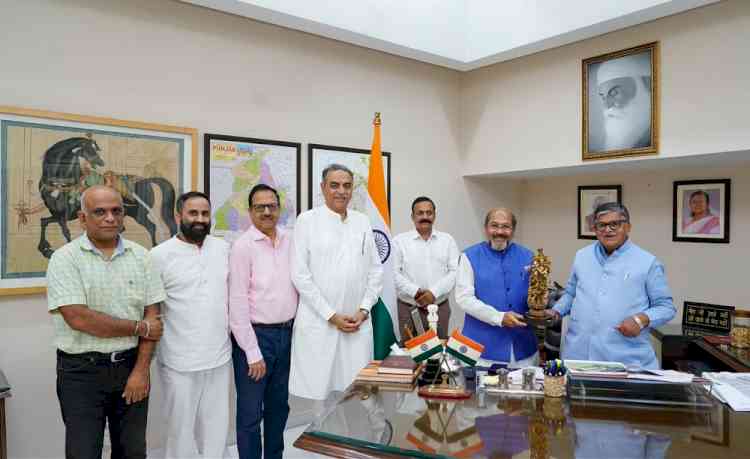 Senior BJP leader Sanjay Tandon Leads Delegation to UT Administrator; Preparations of 2027 Asian RollerSkating Championship Discussed