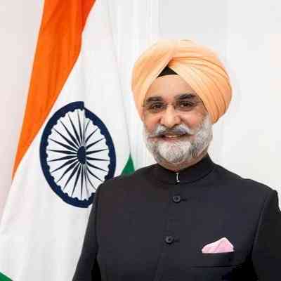 Delhi L-G sets June 15 deadline for DDA to finish desilting of drains