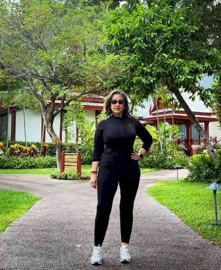 Manisha Koirala says, ‘wellness isn’t a destination, it’s a daily practice’, motivates fans to stay fit