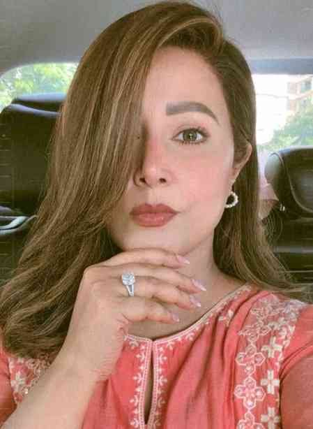 Hina Khan congratulates PM Modi, says modern India can be defined as 'Before Modi' & 'After Modi'