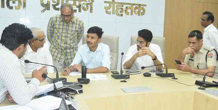 डीसी सचिन गुप्ता ने नागरिकों की समस्याओं का सकारात्मक दृष्टिकोण के साथ समयबद्ध निपटारा करने के निर्देश दिए
