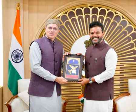 Omar Abdullah meets Union Civil Aviation Minister, seeks shorter closure period for Srinagar airport