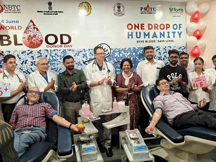 Fortis Hospital Jalandhar Organises Voluntary Blood Donation Camp; Honours Blood Donors, NGOs For Their Contribution