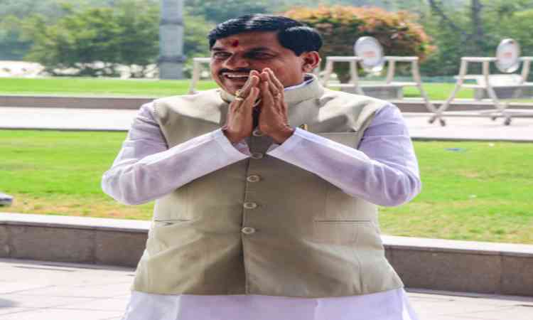 MP CM slams UPA govt for ‘silence’ on soldiers’ beheading