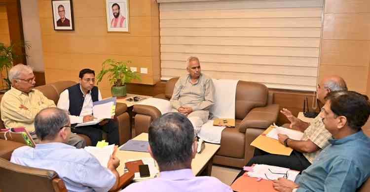 कुलपति प्रो. मिलाप पूनियाँ ने पीएम-उषा परियोजनाओं में पर्यावरण-अनुकूल इंफ्रास्ट्रक्चर को प्राथमिकता देने के निर्देश दिए