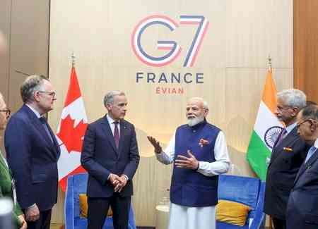 Trying for Canada visit this year, let's conclude FTA before that: PM Modi to Carney 