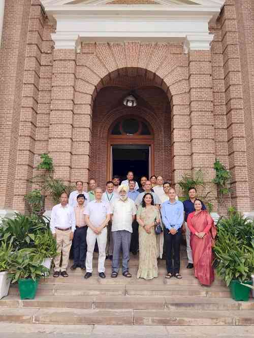 UHF Nauni and FRI Dehradun Explore Landmark Collaboration in Forestry Education and Research