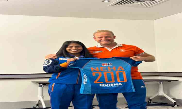 Hockey India congratulates midfielder Neha on completing 200 international caps