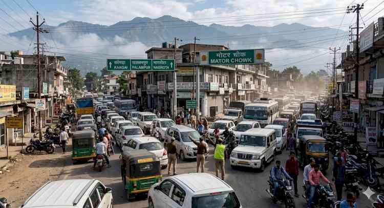 Mataur Chowk: Kangra Valley's Gateway Choked by Congestion