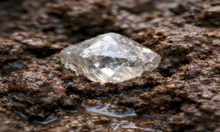 MP: Woman miner finds 6.54-carat diamond in Panna