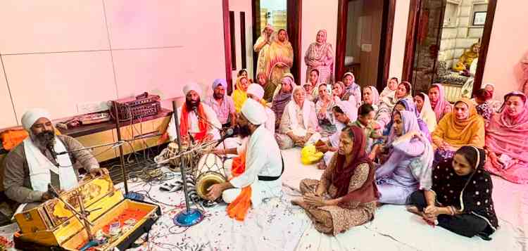 Guru Nanak Nagar marks Shaheedi Dihara of Sri Guru Arjan Dev Ji with Sukhmani Sahib Bhog