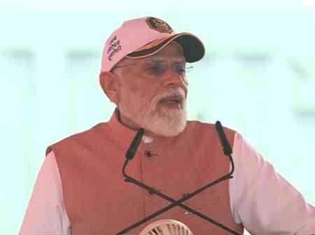‘India preparing for self-reliant, Viksit Bharat’: PM Modi at Tri-Commissioning ceremony in Bengal