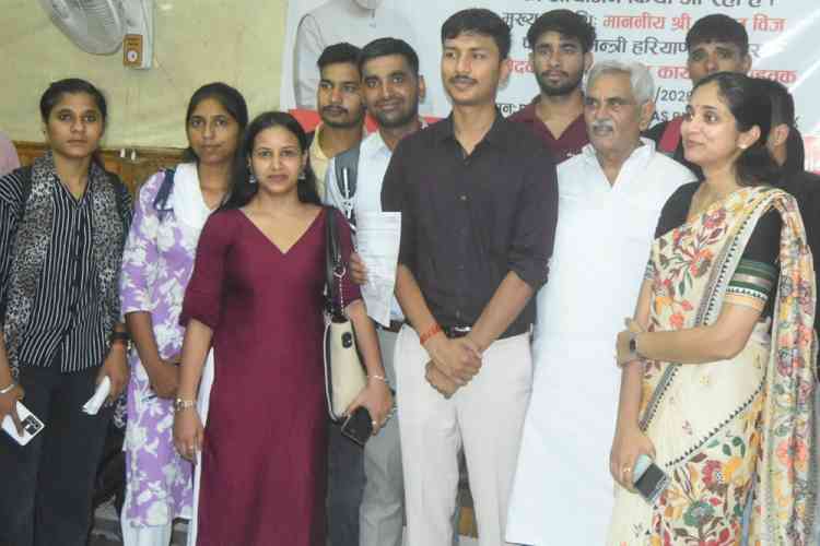 रोजगार मेलों द्वारा युवाओं को आत्मनिर्भर बनाने की दिशा में सरकार का बड़ा कदमः पूर्व मंत्री मनीष ग्रोवर