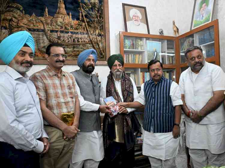 Under Contact with Eminent Persons Programme, BJP Leadership Engages with Agriculture Expert S.S. Johal