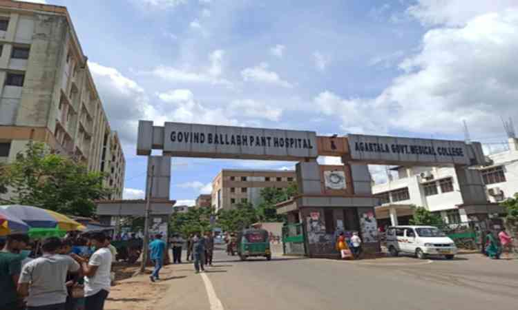 Tripura bans private practice by govt medical college doctors; Cong opposes move
