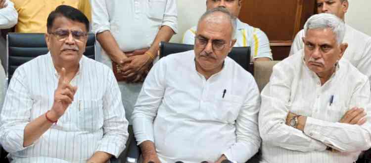 संविधान हत्या दिवस पर आज रोहतक में जुटेंगे प्रदेश के लोकतंत्र सेनानी