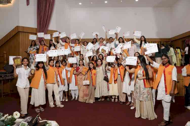 Ramgarhia Girls College Holds Convocation Ceremony, Honours Academic Achievers