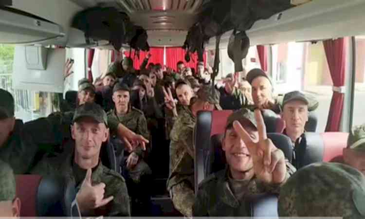 Russia, Ukraine swap 160 prisoners of war each