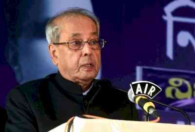 'Attack on dynasty politics': BJP hails Pranab Mukherjee's take on PM Modi; Cong hits back