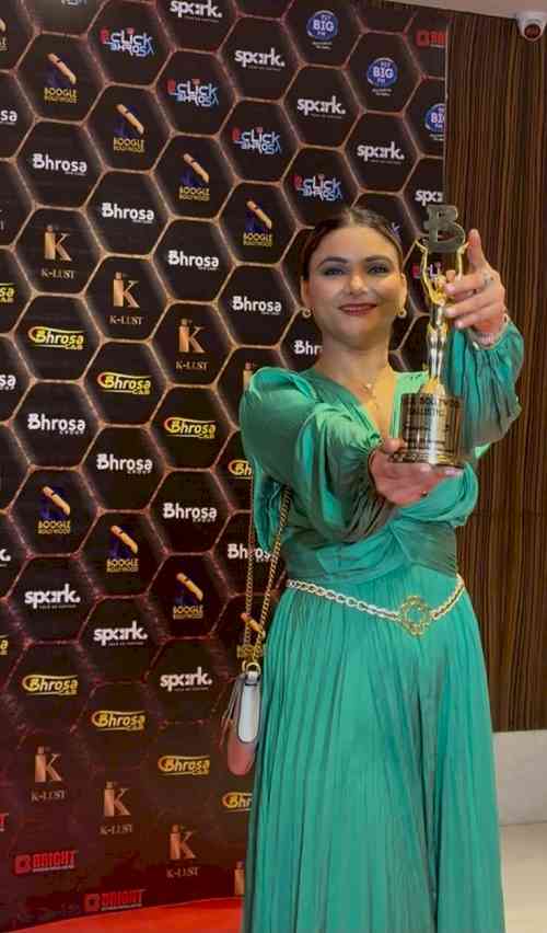 Sezal Sharma Shines with the 'Promising Actress' Crown