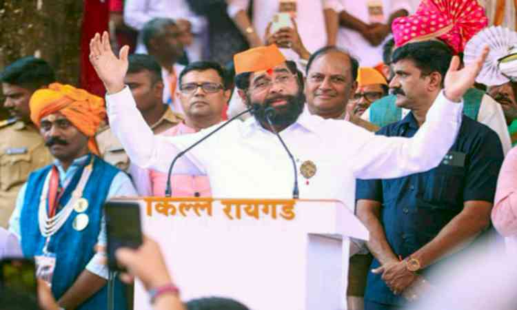‘Loyalty matters more than a flight’: Eknath Shinde slams Uddhav Thackeray