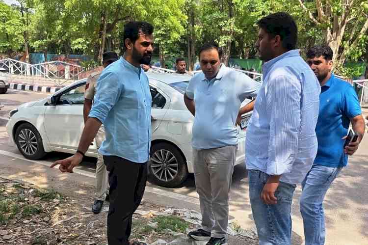 निगमायुक्त नरेंद्र कुमार ने किया विभिन्न विकास कार्यों का निरीक्षण