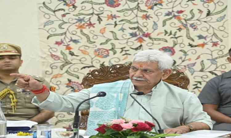 J&K L-G Manoj Sinha reviews Amarnath Yatra arrangements at Baltal base camp