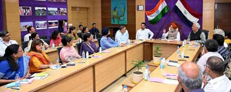 दिल्ली के उपराज्यपाल संधू ने एमडीयू से दिल्ली-एनसीआर की समस्याओं के समाधान का केंद्र बनने का आह्वान किया