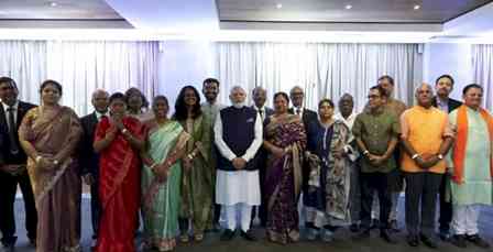 PM Modi interacts with Indian community members in Seychelles
