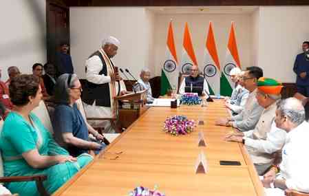 Mallikarjun Kharge takes oath as RS member again, vows to continue 'holding govt accountable'