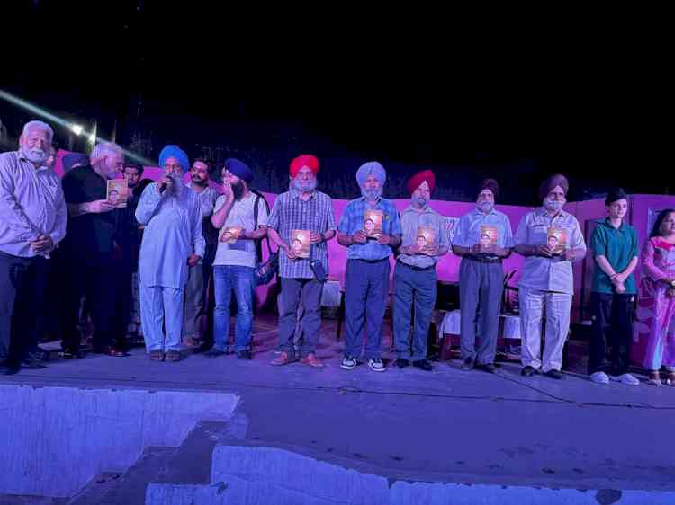 Epic Poetry Book SonShine – Reminiscing Aditya Jaitly Released at Punjabi Bhawan
