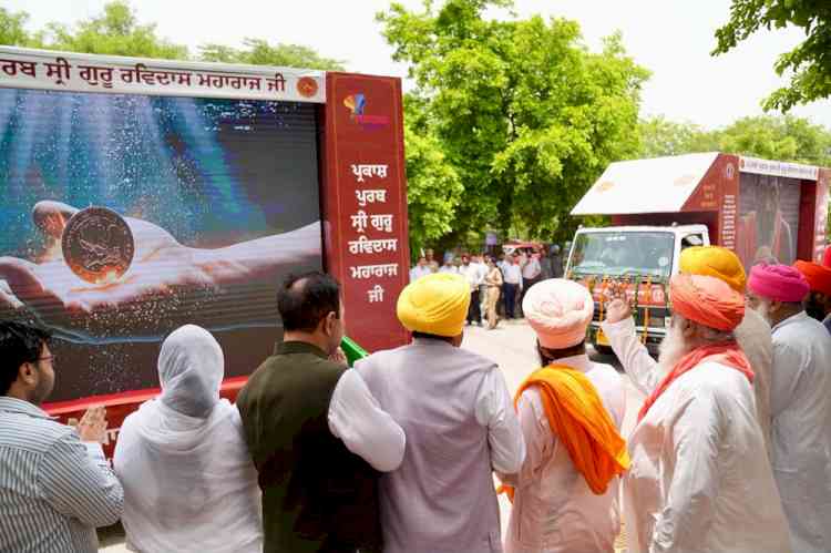 Sri Guru Ravidass Ji Maharaj's Enlightening Message Will Reach Every Corner of Punjab; CM Bhagwant Singh Mann Flags Off Documentary Vans