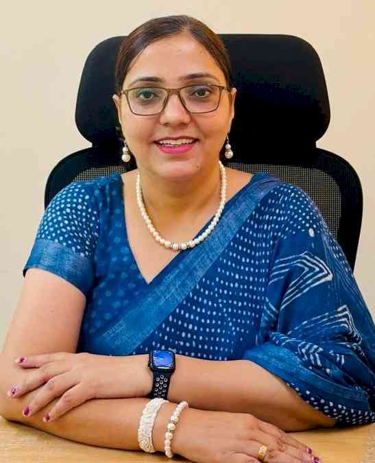 जीजेयू की शिक्षिका डॉ. अनिता सिंह आईआईटी दिल्ली में प्रतिष्ठित आईएनएई-सीईईई प्रोग्राम के लिए चयनित