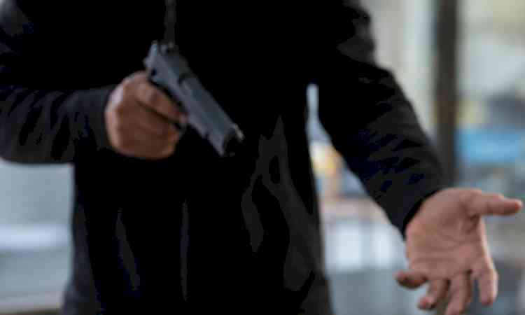 Armed robbery at Central Bank CSP in Sitamarhi; Rs 1.70 lakh looted at gunpoint