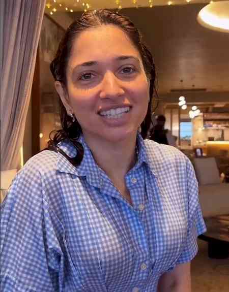 Rasha Thadani reacts as bff Tamannaah Bhatia enjoys the rain without her 