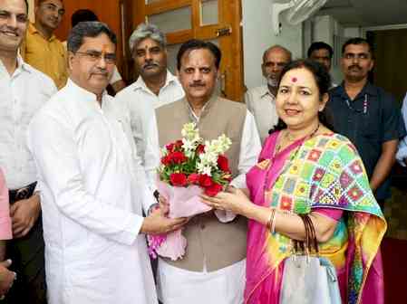 Tripura CM Saha in Bhopal for national oral surgery convention