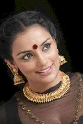 AMMA power struggle deepens as Shwetha Menon questions ad hoc committee's legitimacy